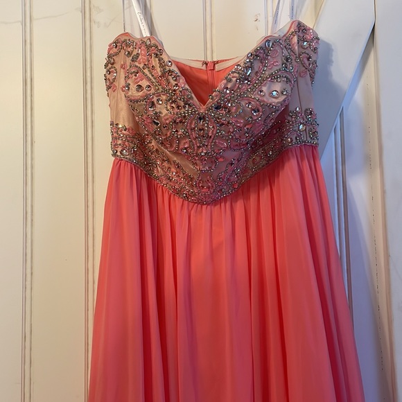 Coral Karishma gown Empire - Picture 3 of 8